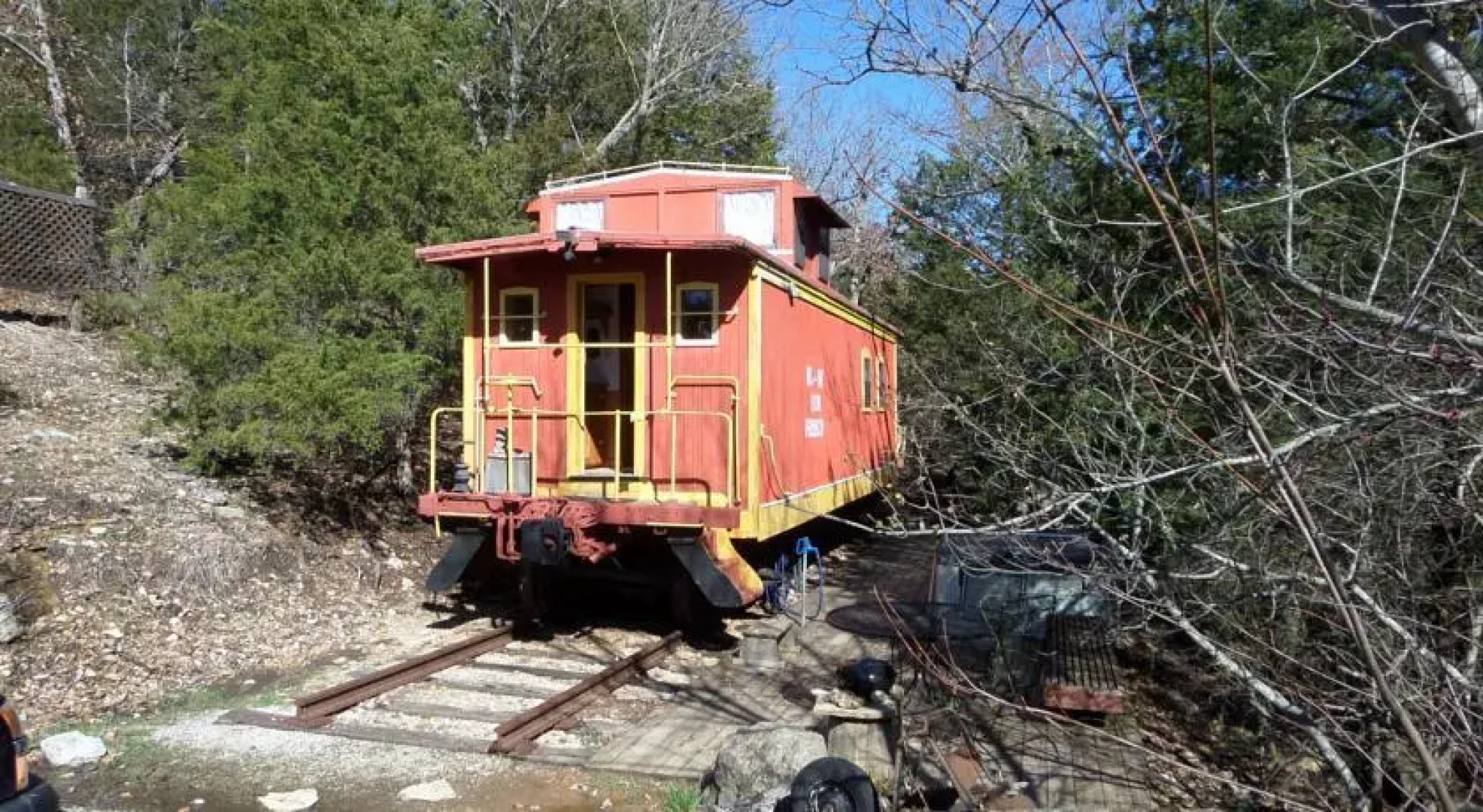 Livingston Junction Cabooses and Cabins