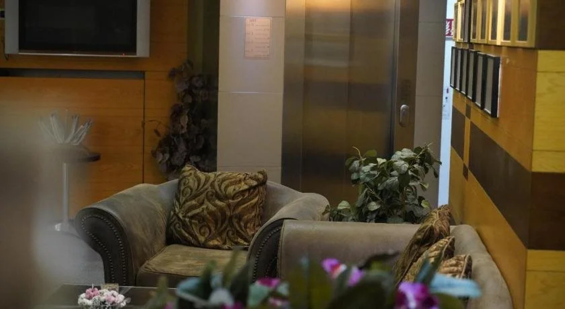 Hotel Tadz ND