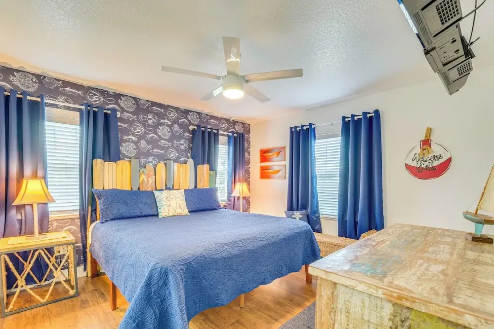 Private Dock & Water Views! Homosassa Retreat