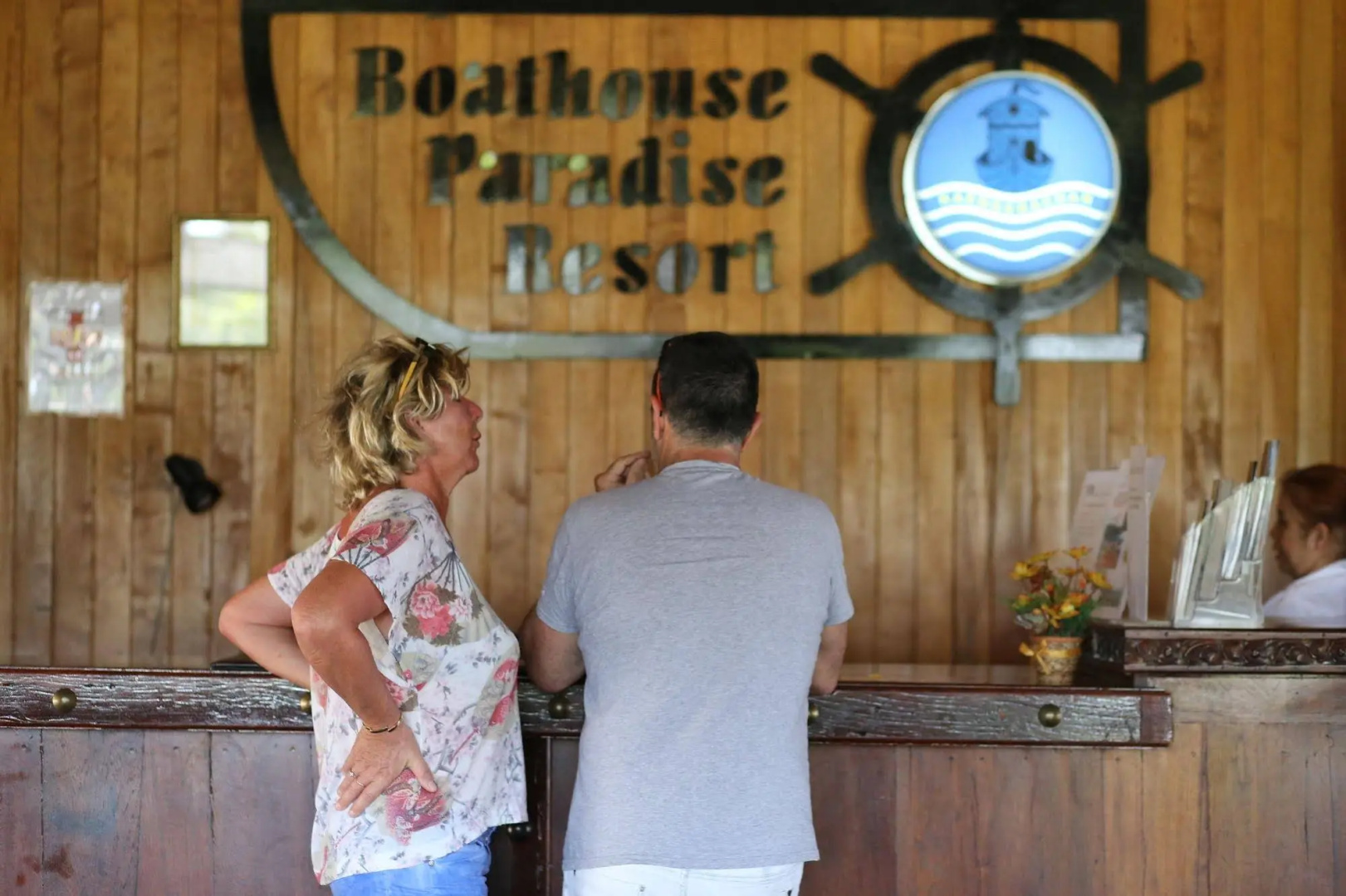 Kaengkrachan Boathouse Paradise Resort
