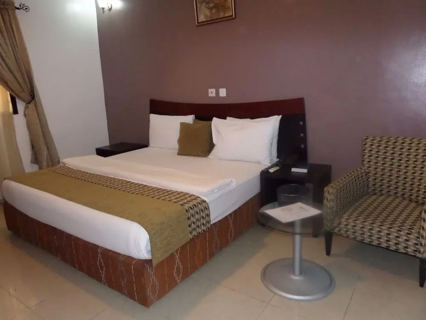 Suru Express Hotel GRA