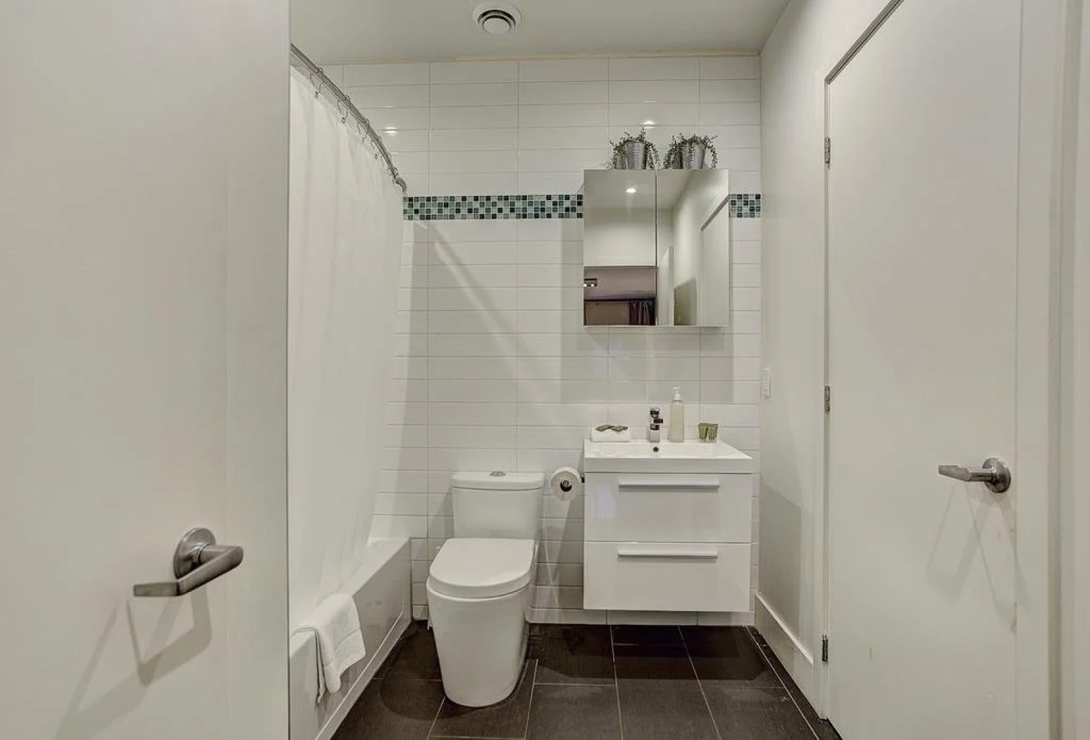 Prince Arthur Suites