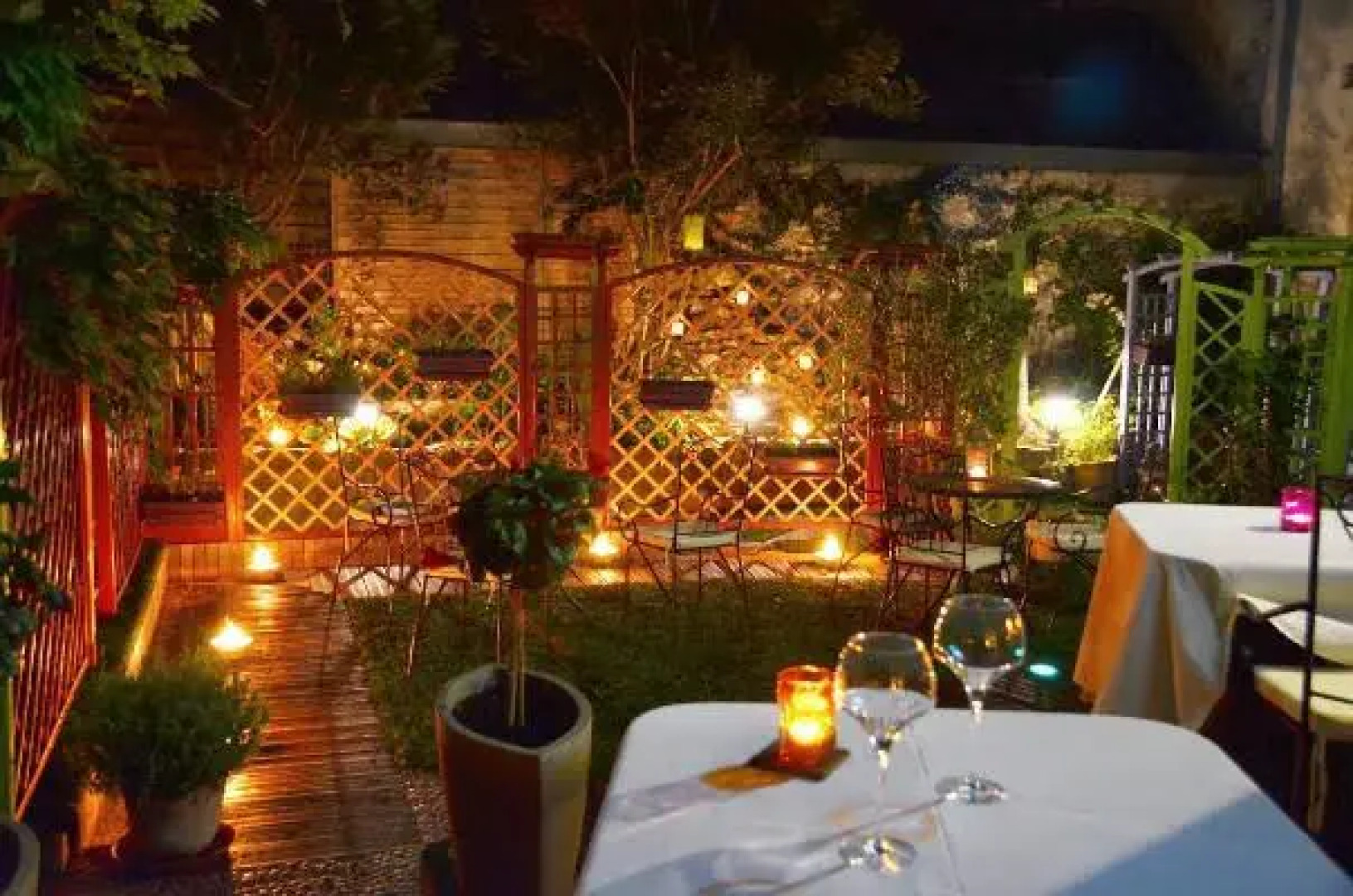 Châteaux Demeures Hôtels     Le Cheval Noir