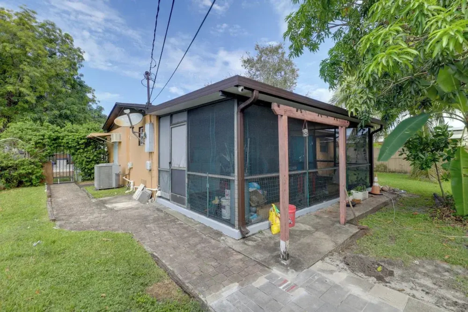 8 Mi to Beach: Pet-friendly Fort Lauderdale Studio