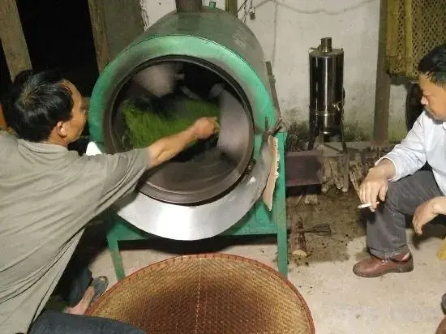 Jingxian Yueliangwan Dongqing Kezhan