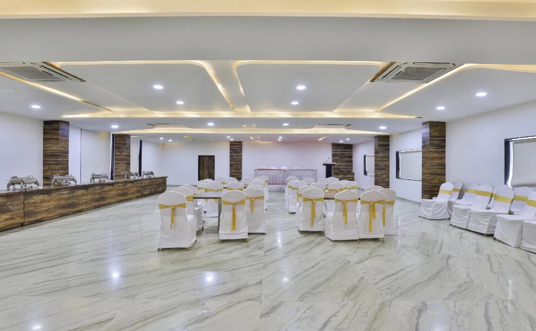 The Grand President By OYO Rooms