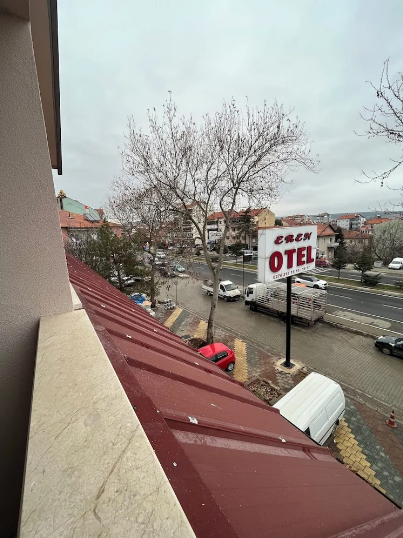 Banaz Eren Otel