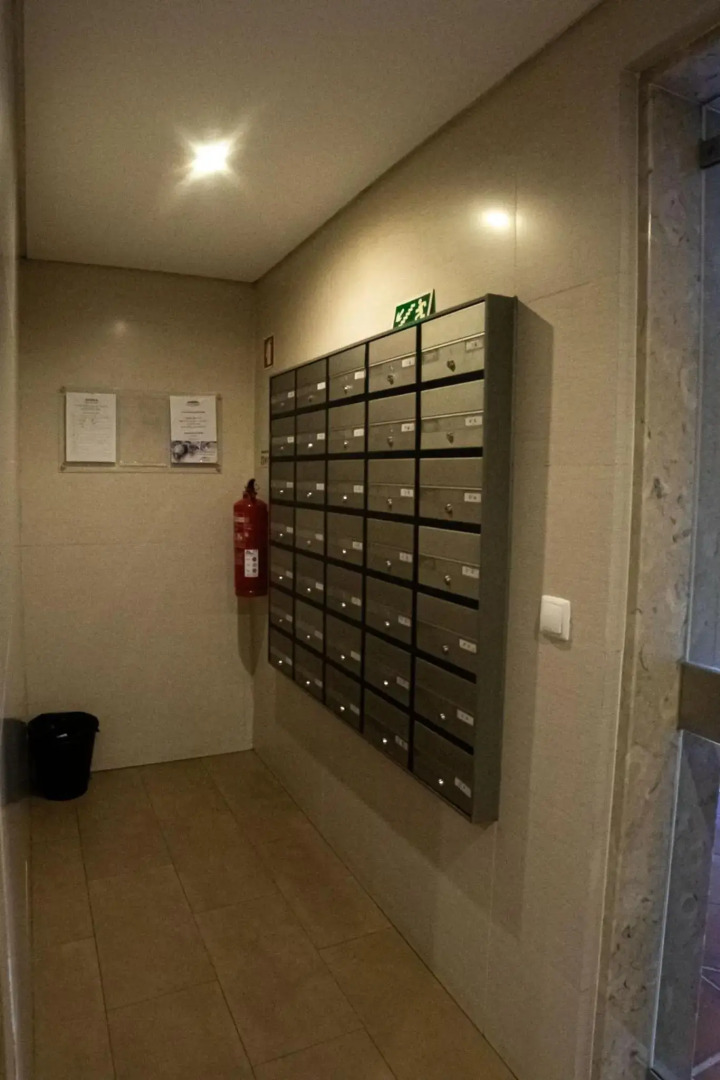 Lovely apartment near airport and Nations Park, with garage