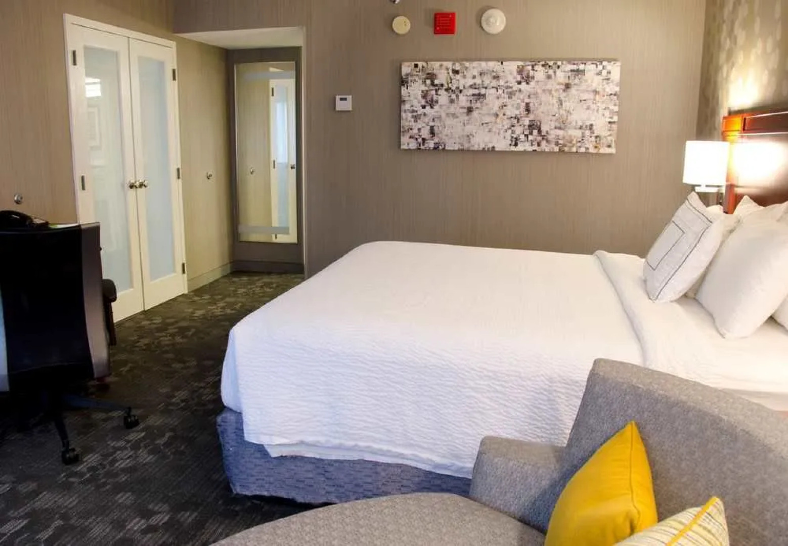 Courtyard Waterbury Downtown