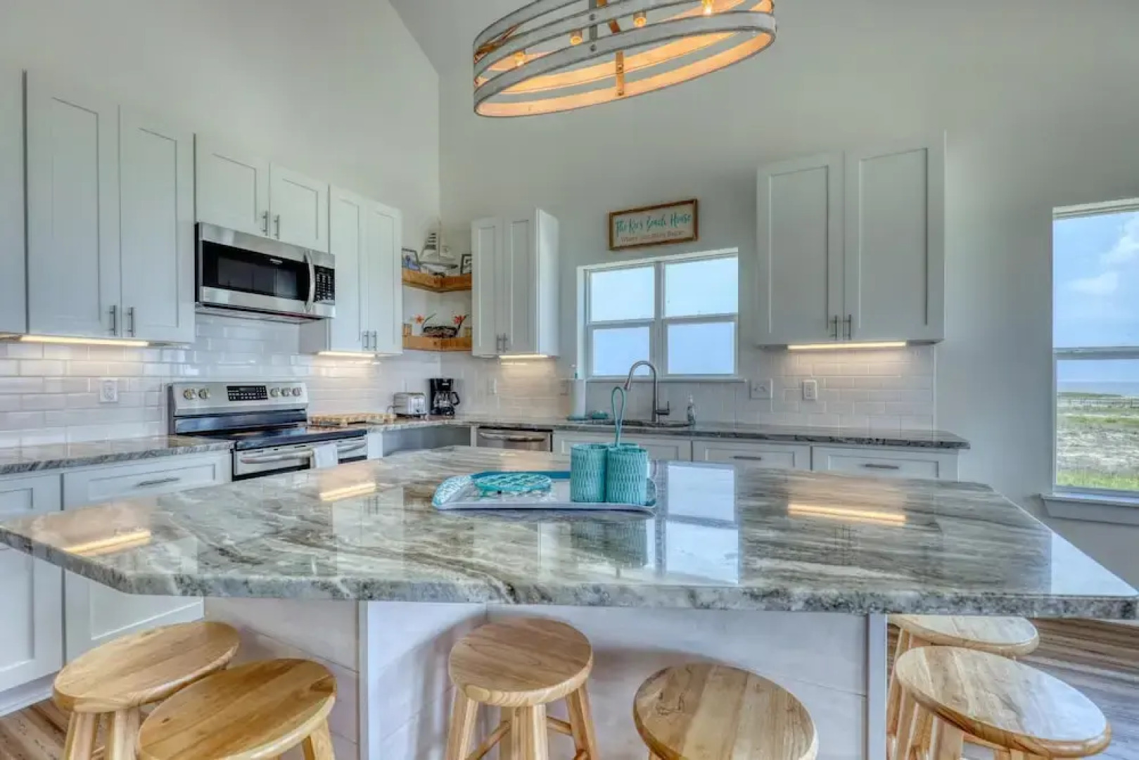 Salty Seahorse -2822 Bienville