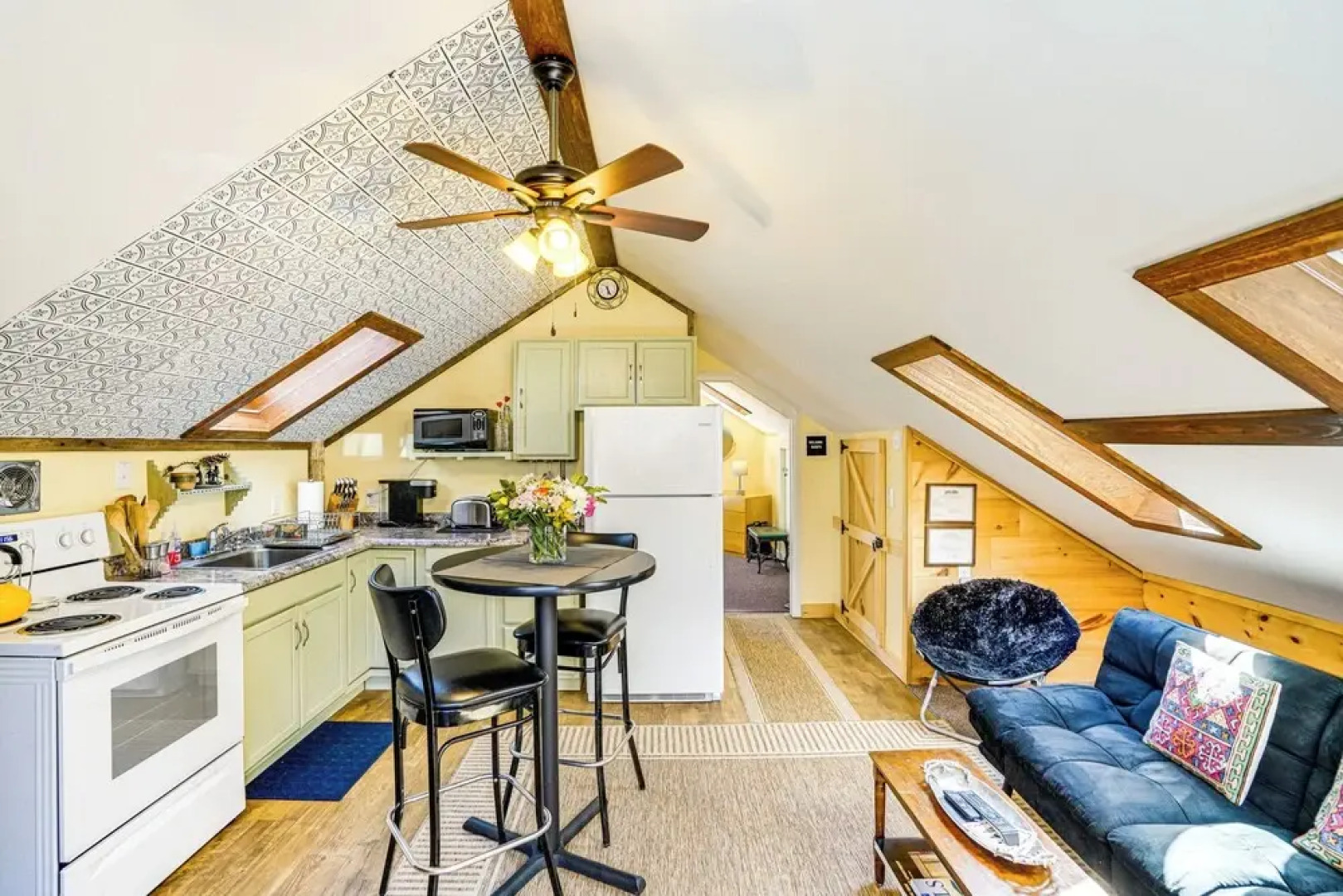 3 Mi to Hiking: Cozy Mt Tremper Apt