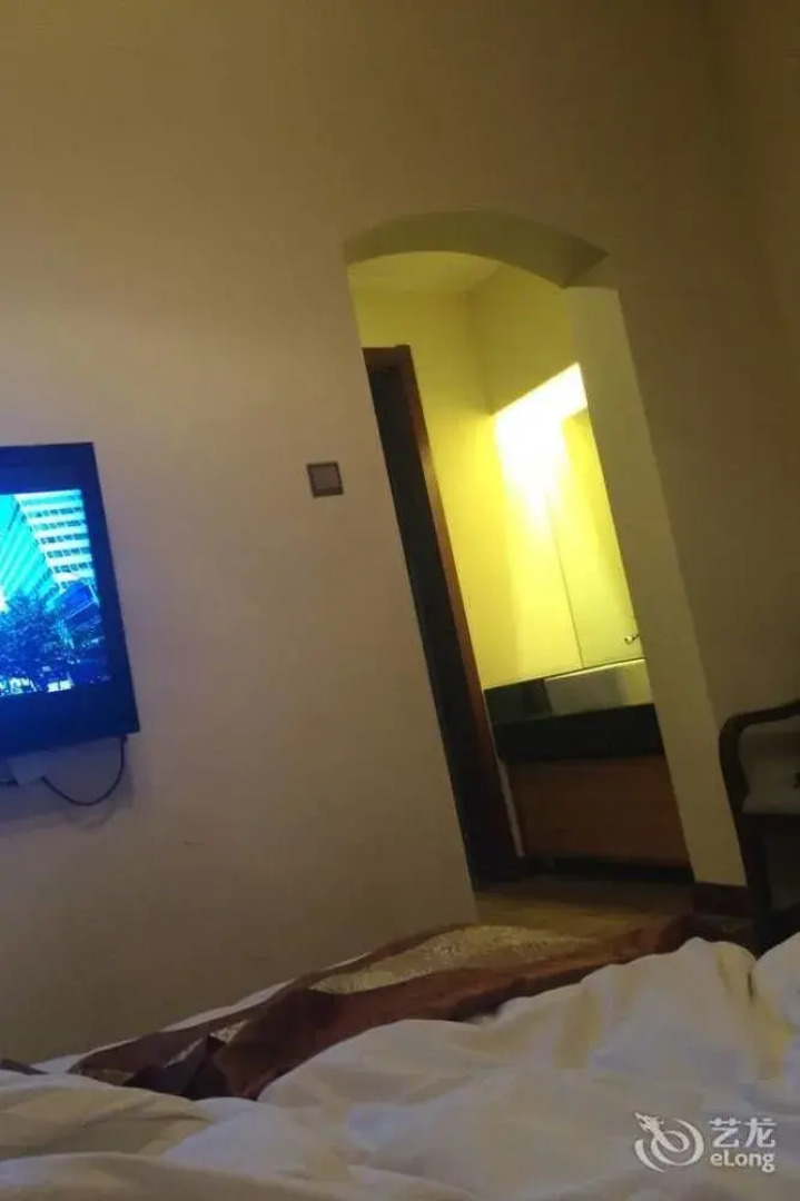 Zhongchang Building (Changchun Railway Station)