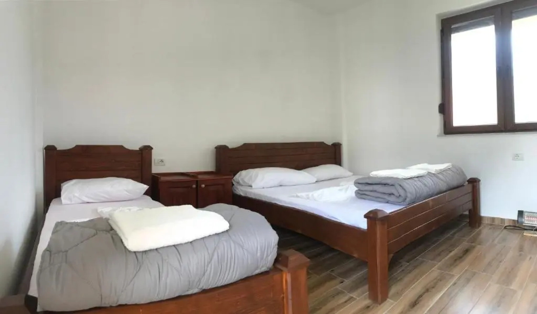 Lazer Cardaku Guest House