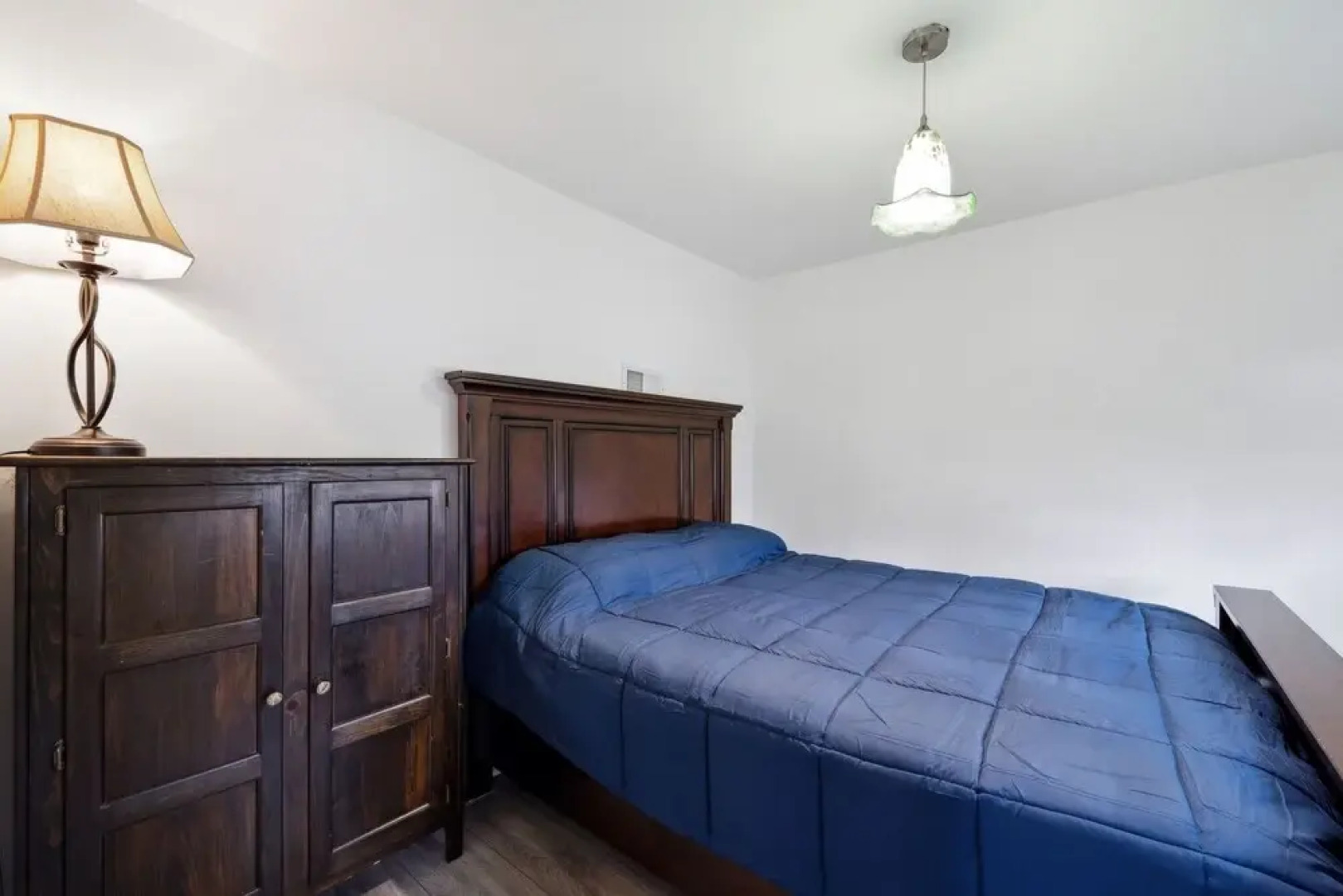 Channel Lake Getaway 2 Bedroom Home by RedAwning