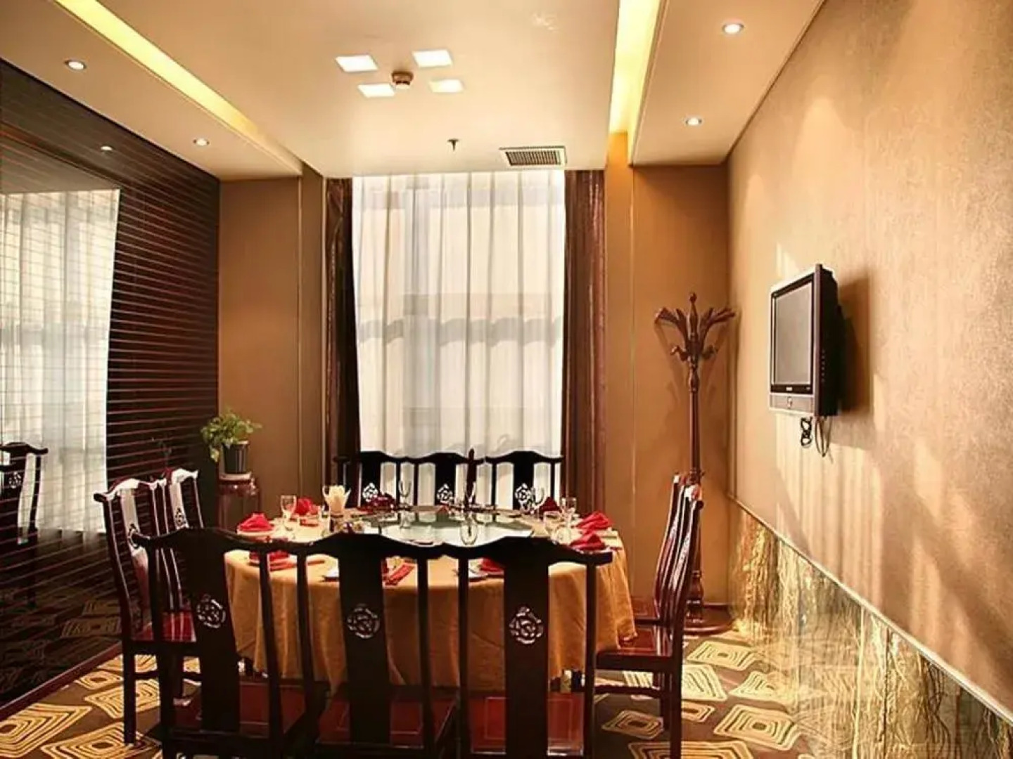 Jinhekailong Hotel - Datong