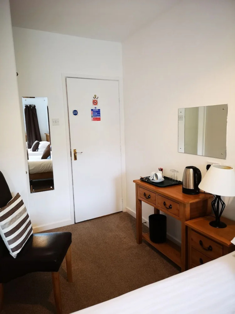 Tai r Bull Country Inn