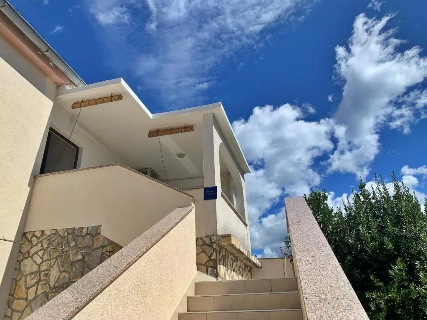 Apartments Nevenka P.