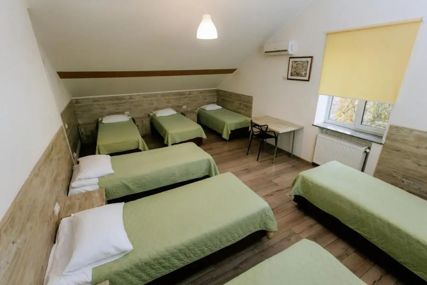 Stone City Apartment in Park Zone