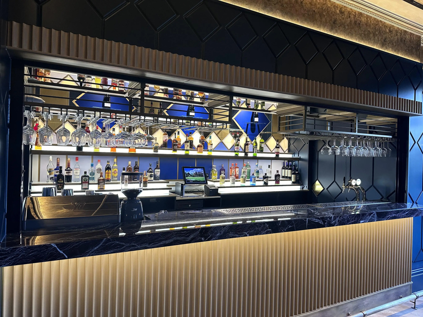 Best Western Abbots Barton Hotel