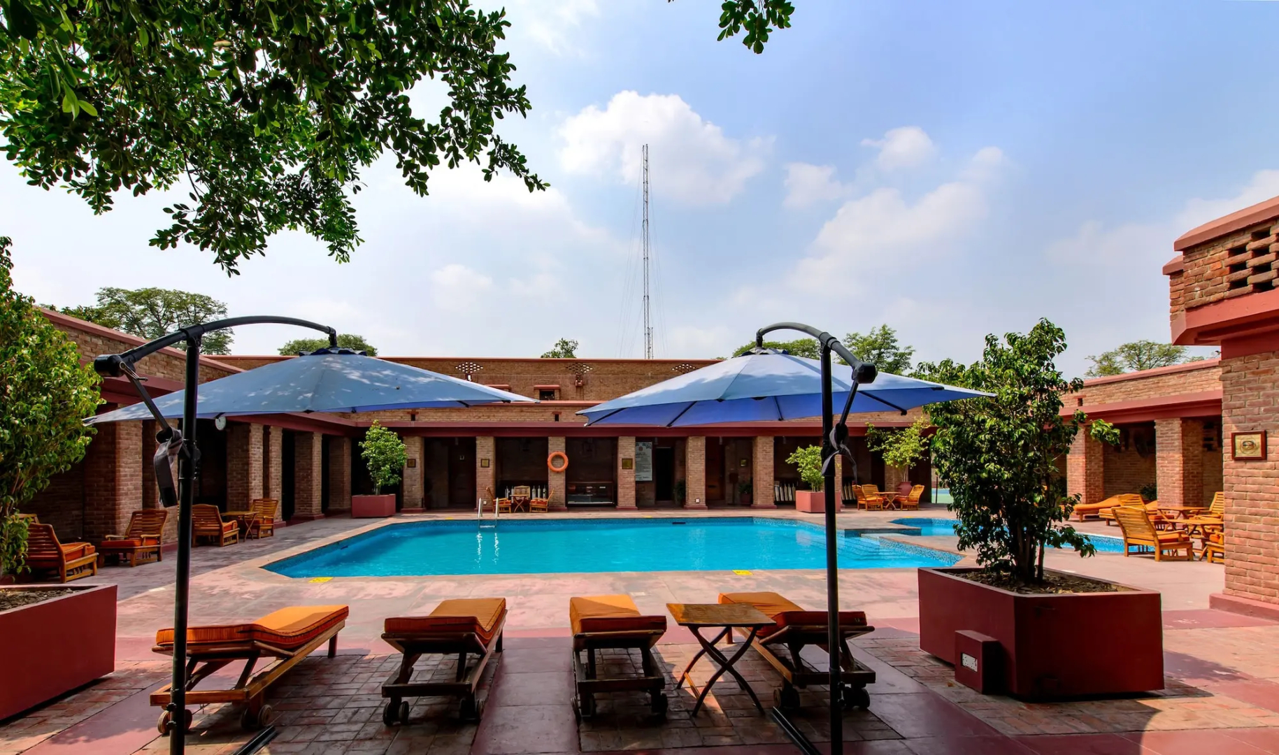 Faisalabad Serena Hotel