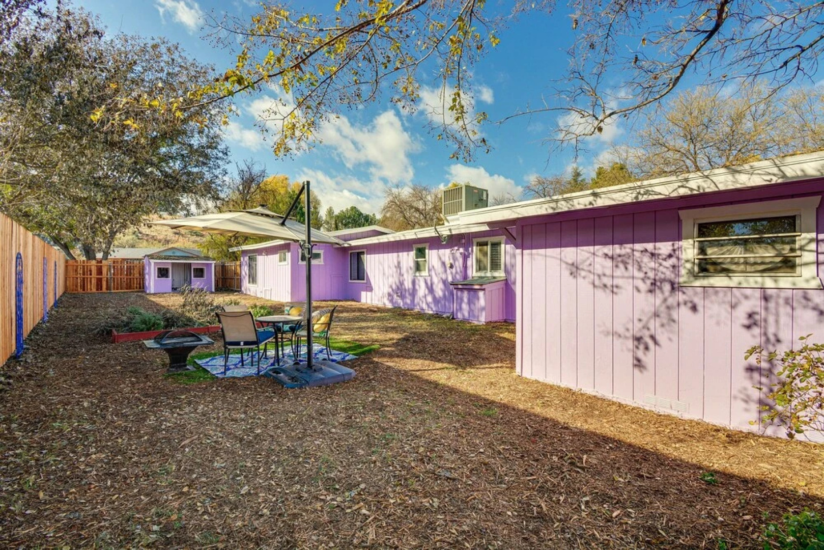 Artfully Decorated Cottonwood Home: Pets Welcome!