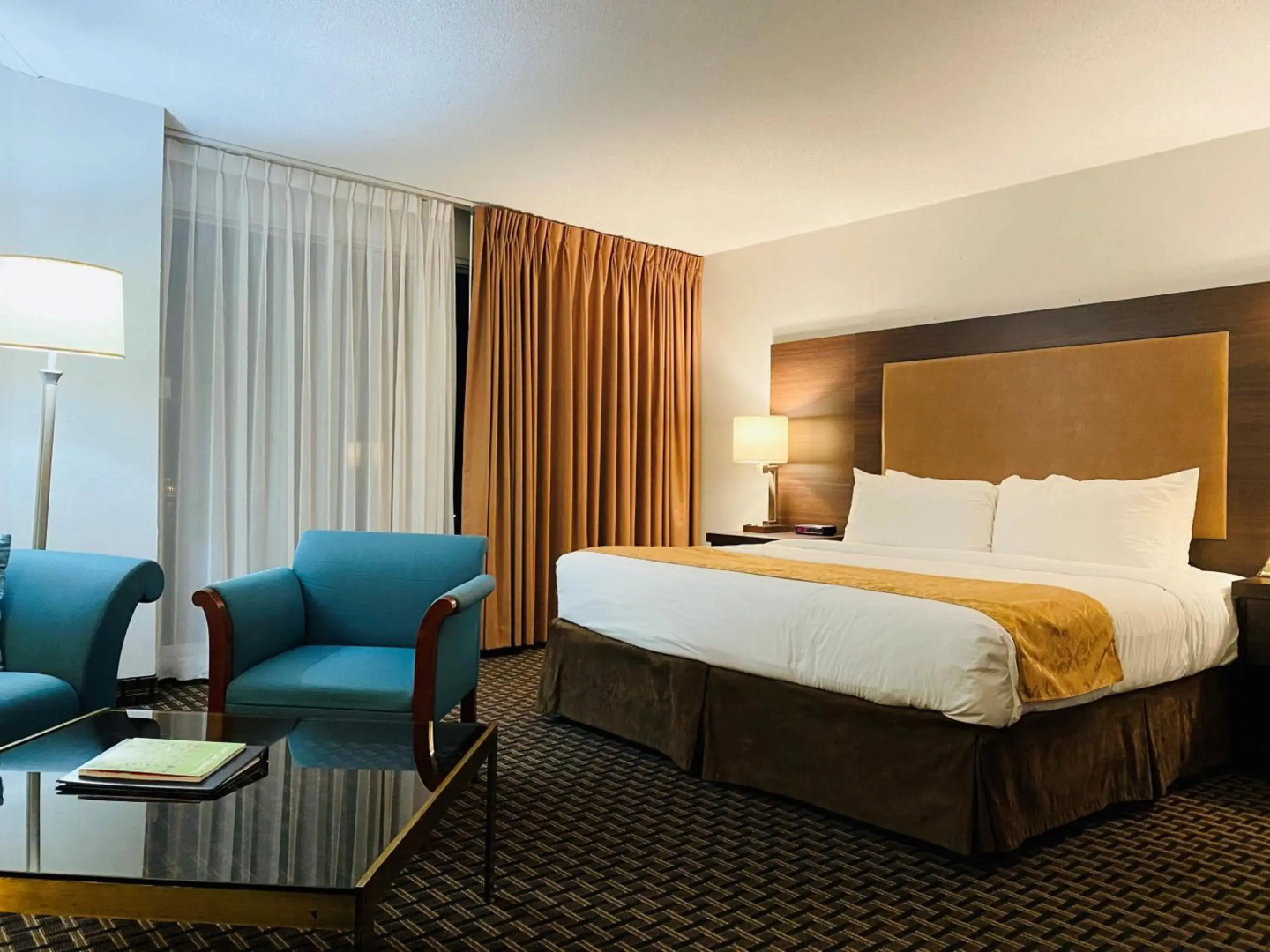 Ramada by Wyndham Belleville Harbourview Conference Centre
