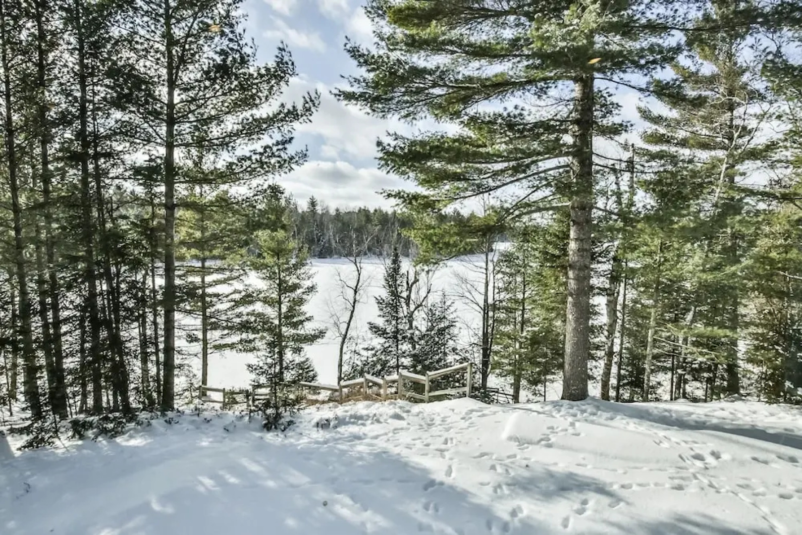 WhiteWoods Cove - 4 Br Home