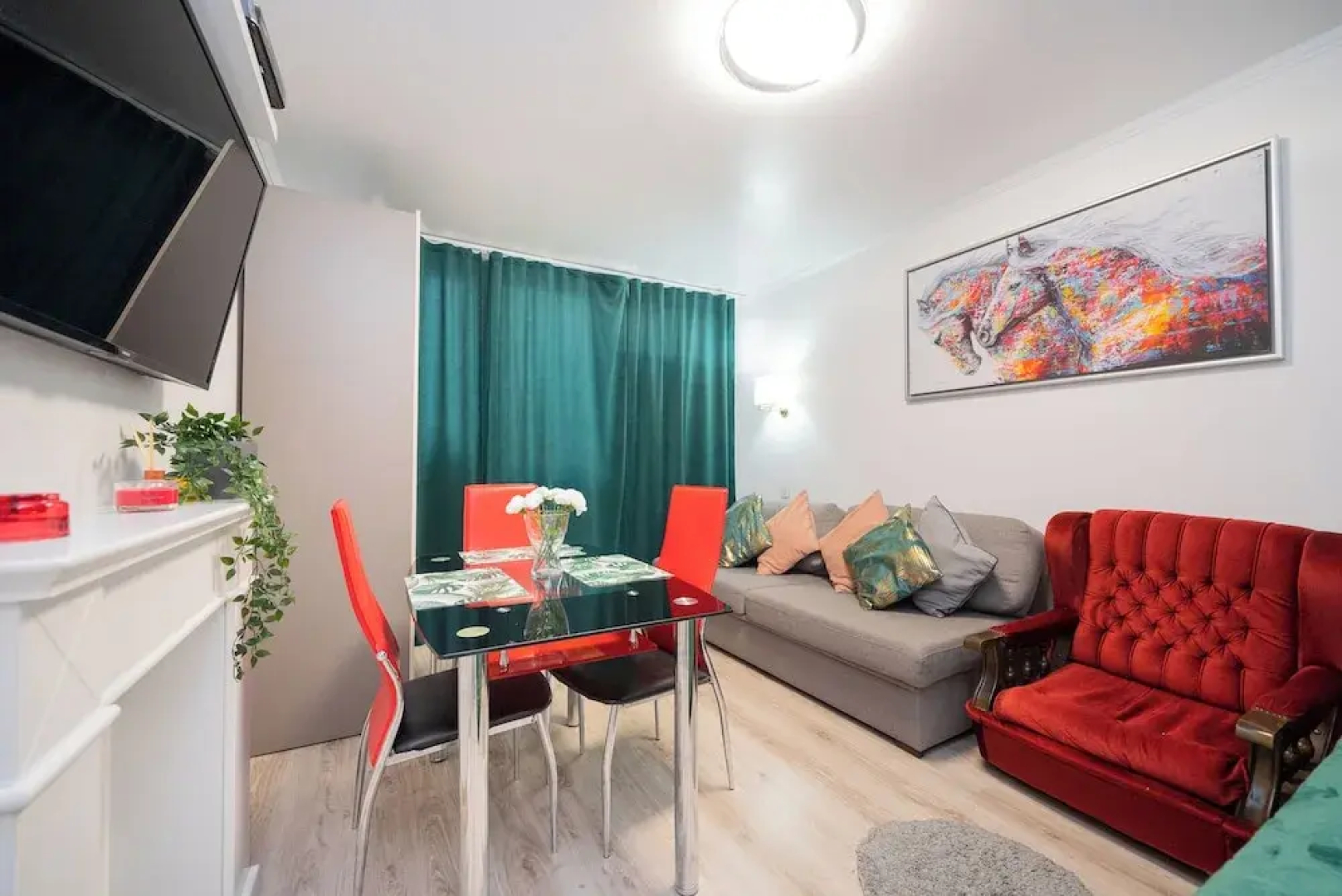 UNIT Warszawa Centrum Room by Metro Rondo ONZ