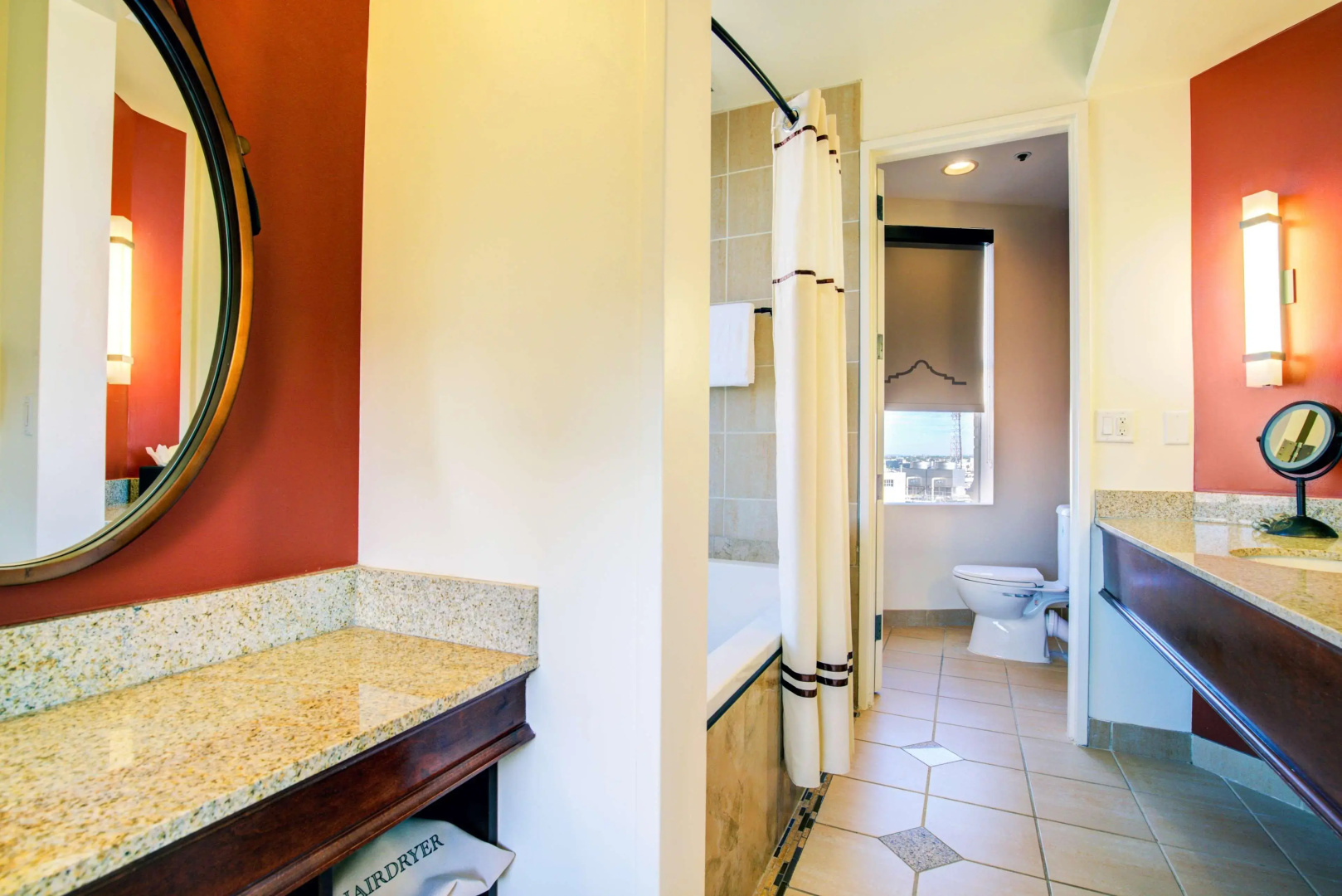 The Emily Morgan San Antonio - a DoubleTree by Hilton