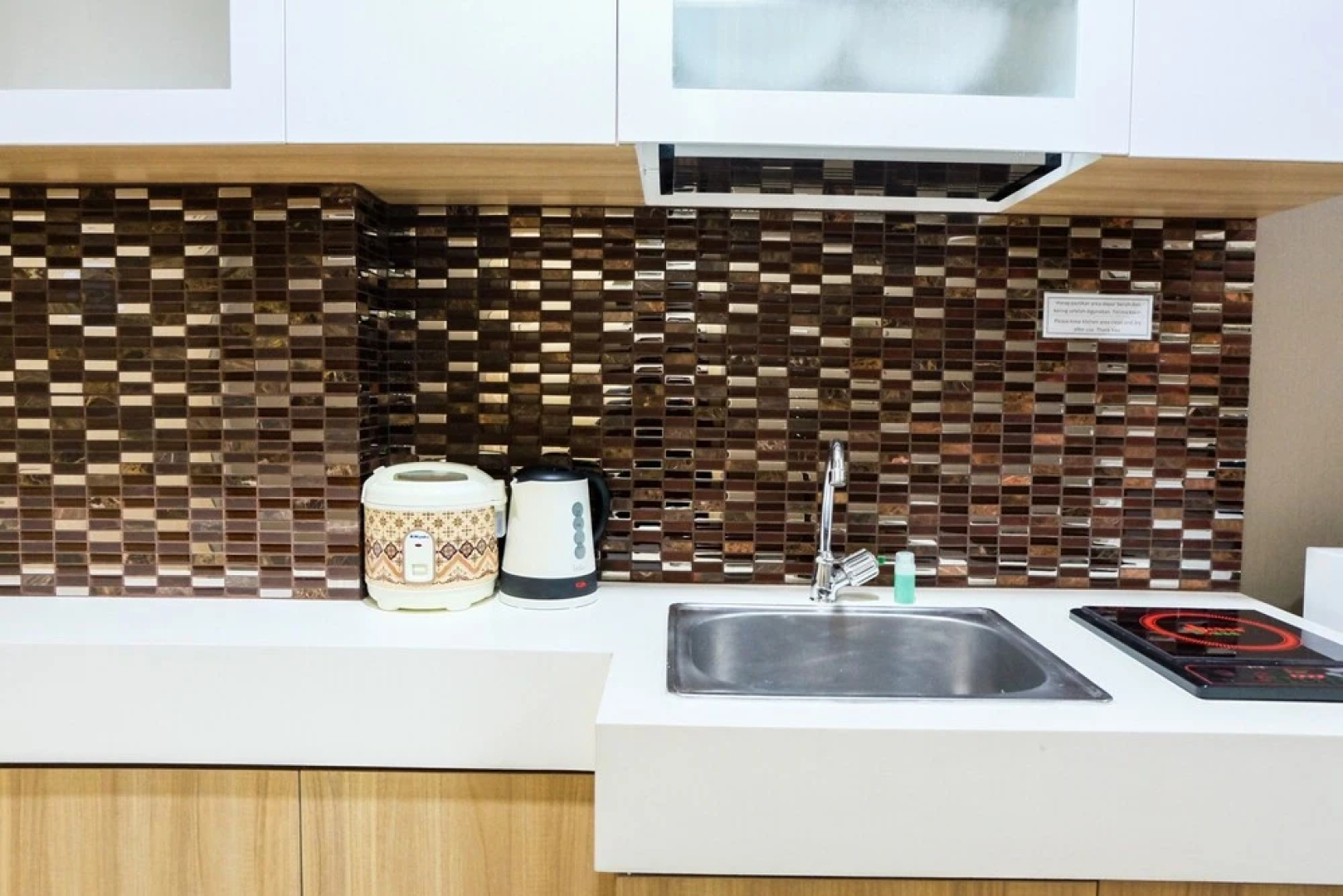 Cozy Studio Tree Park Apartment near ICE BSD