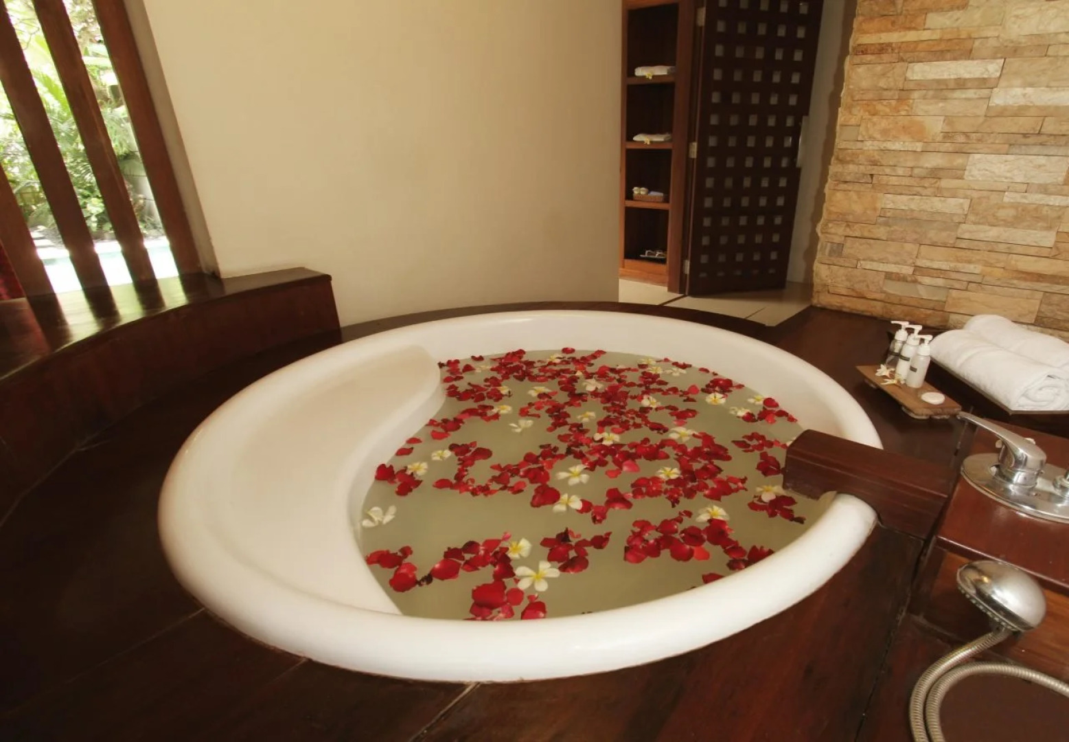 Grand Akhyati Villas & Spa