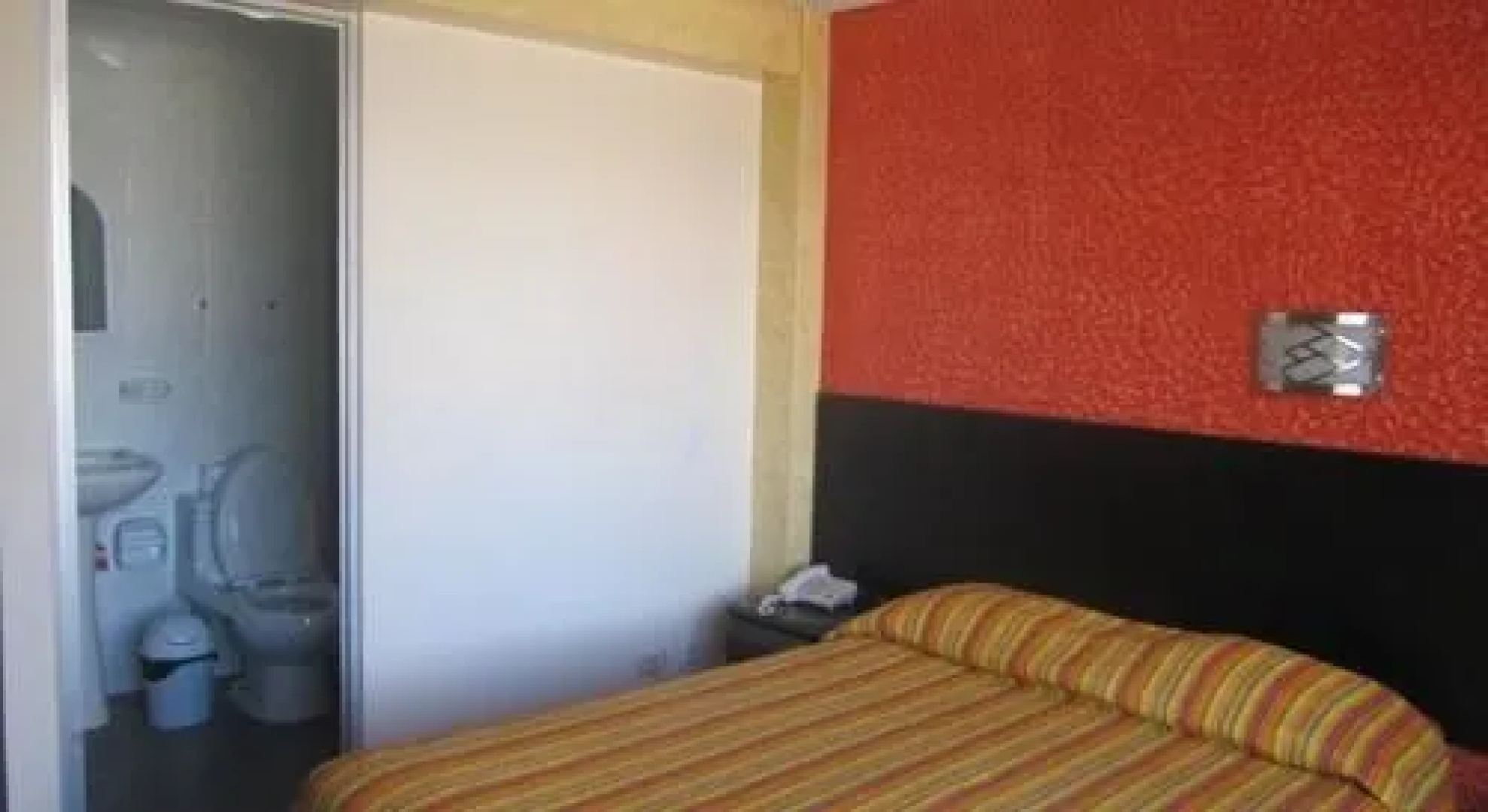 Hostal Karamolle