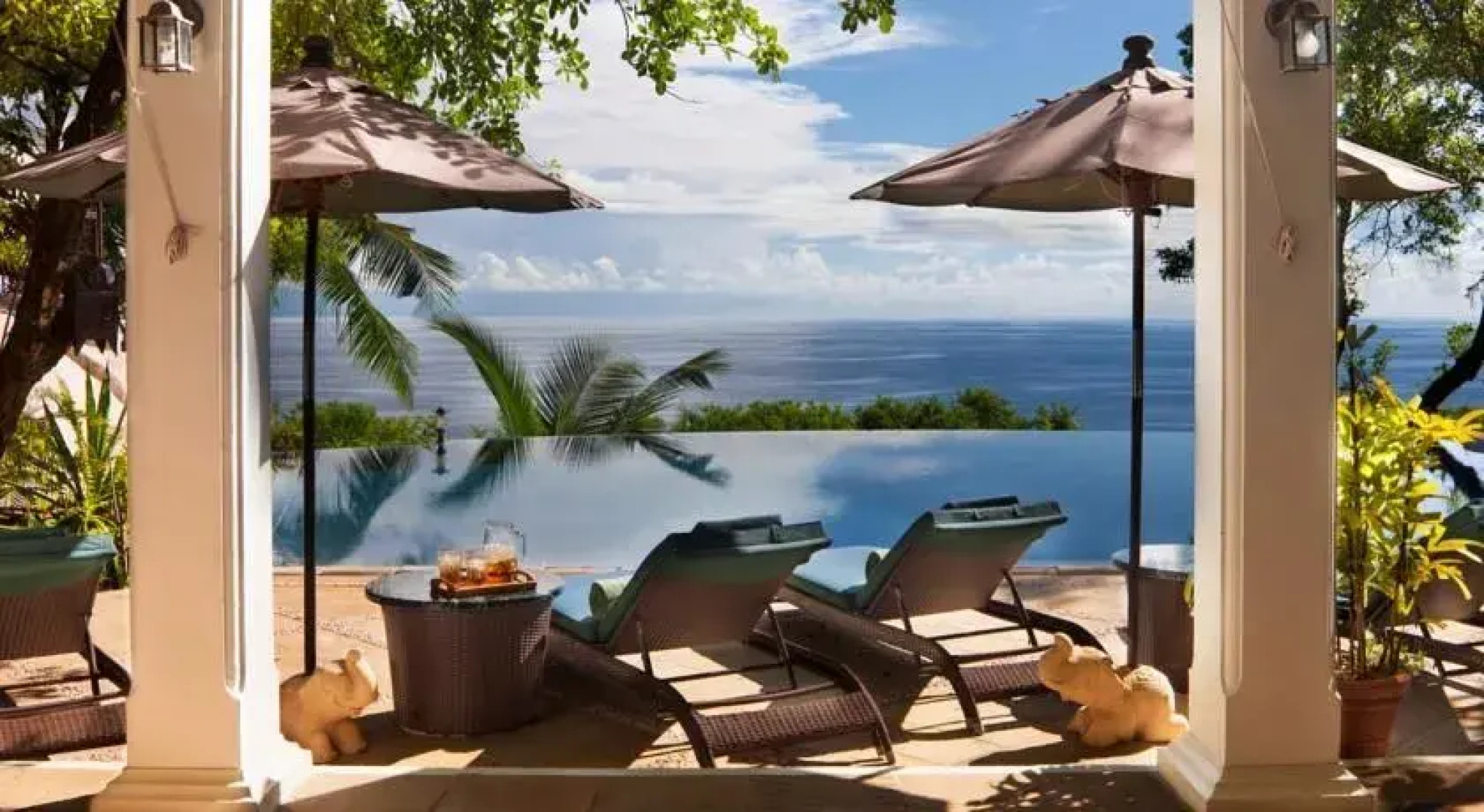 Residence on the Rocks