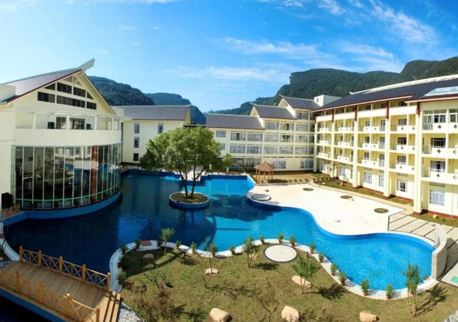 Zhang Jiajie State Guest Hotel