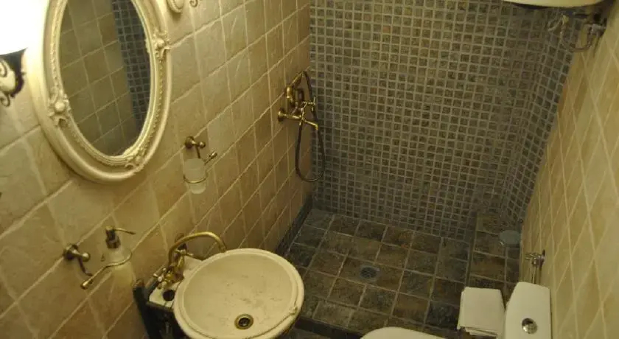 Alias Guesthouse