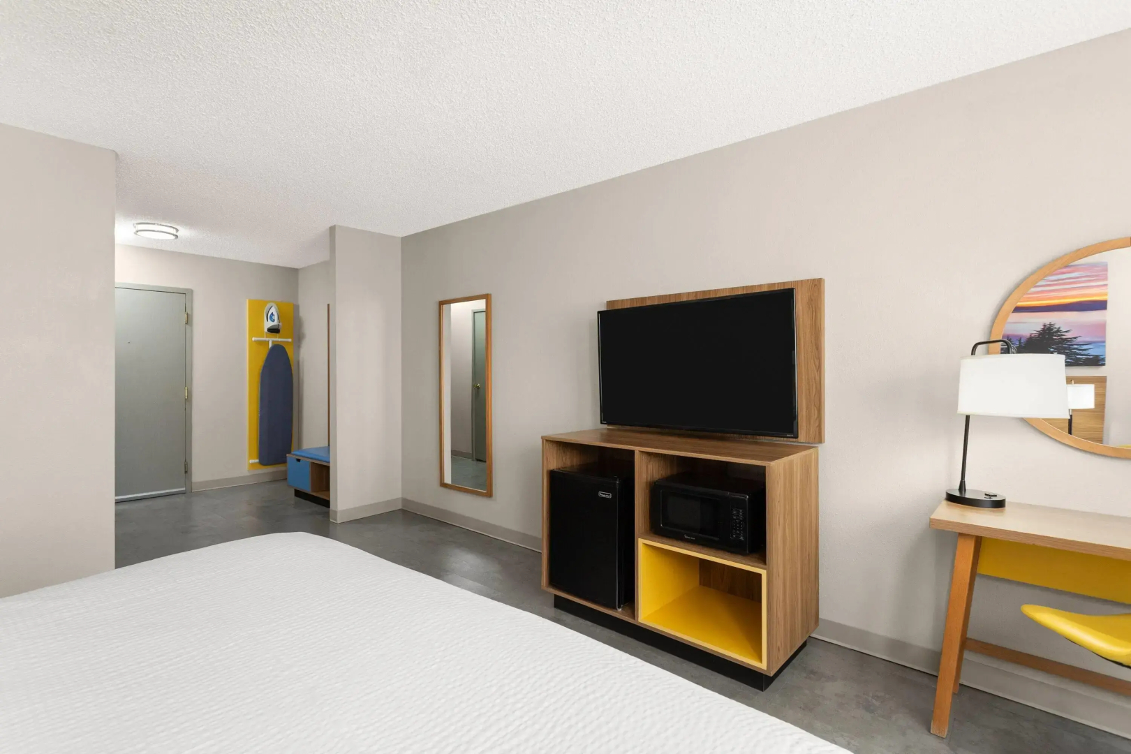 Days Inn by Wyndham Rawlins