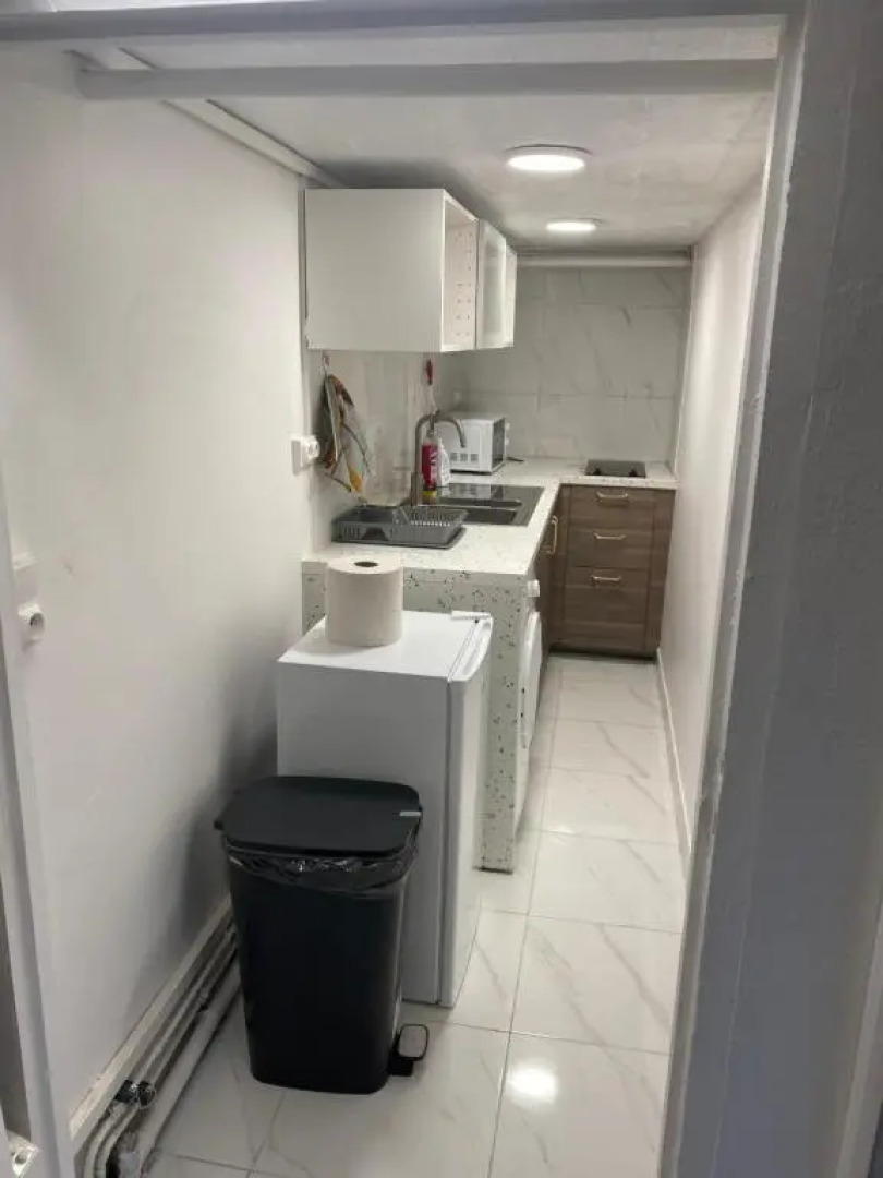 Nice Studio Livry (Adults Only)