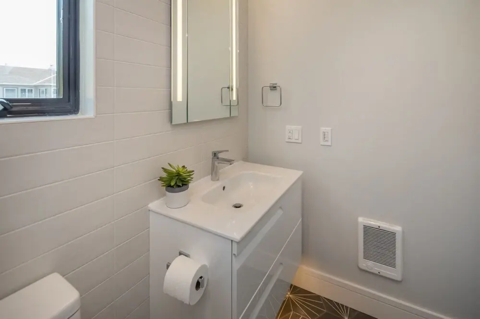 24 Robert Drive - 1 Br Home