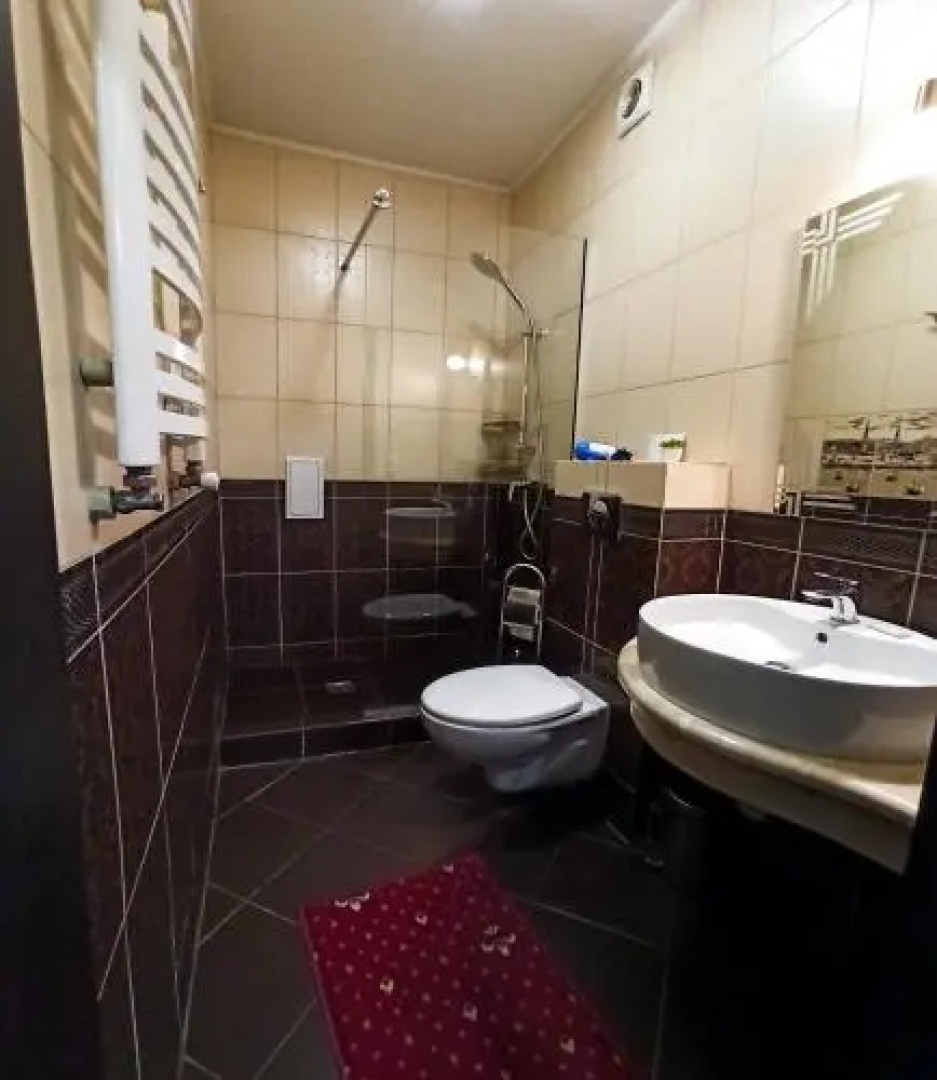 Apartments On Zaliznychna 49