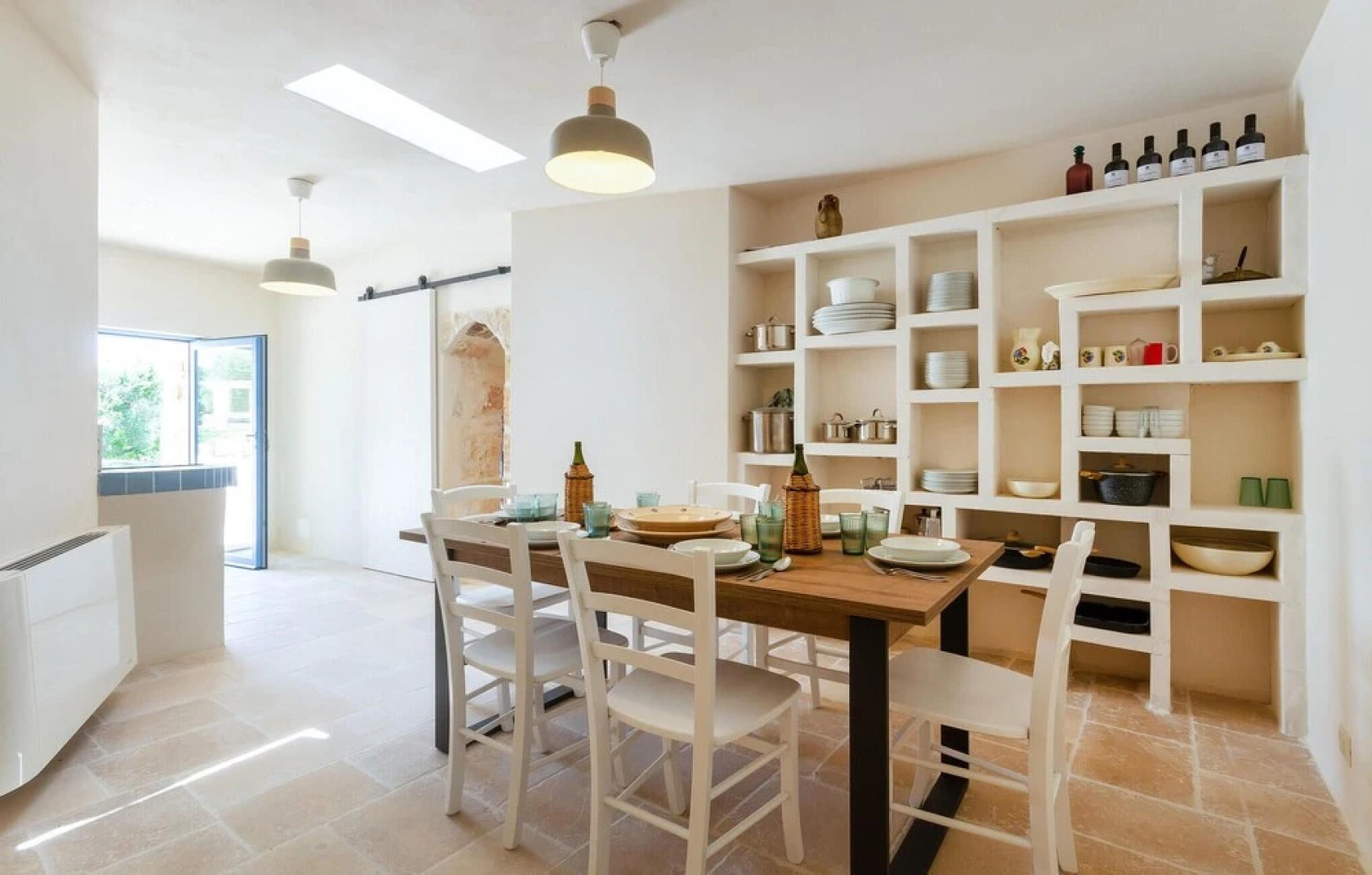 Amazing Home in Ostuni -br- With Wifi, Private Swimming Pool and Outdoor Swimming Pool