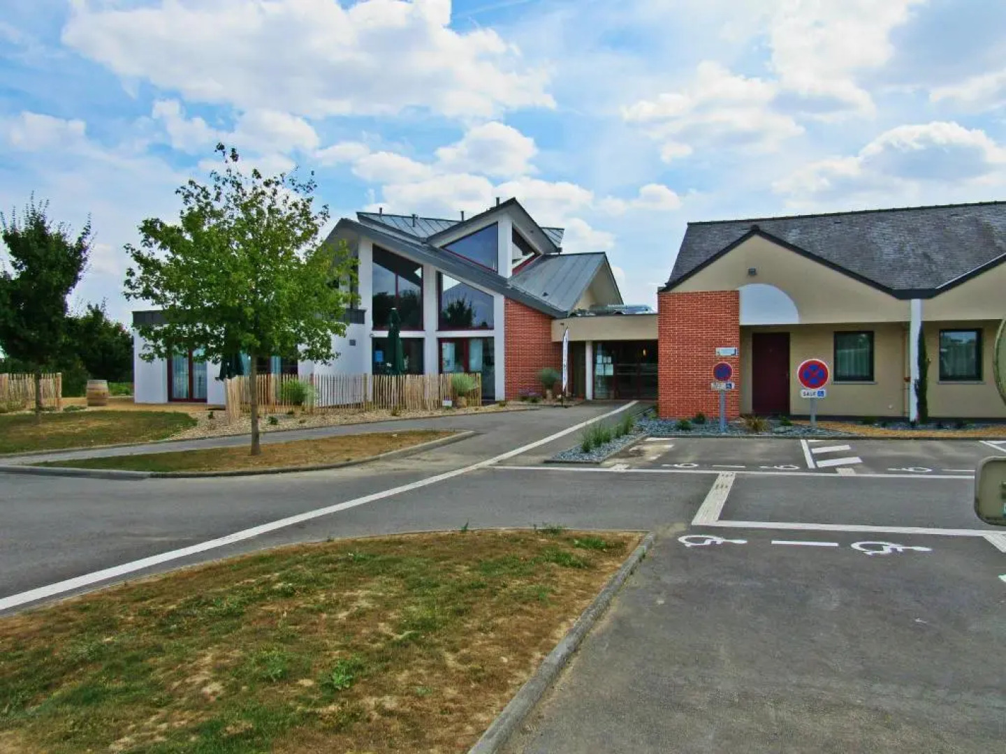 Brit Hotel Au Pays De Vitre