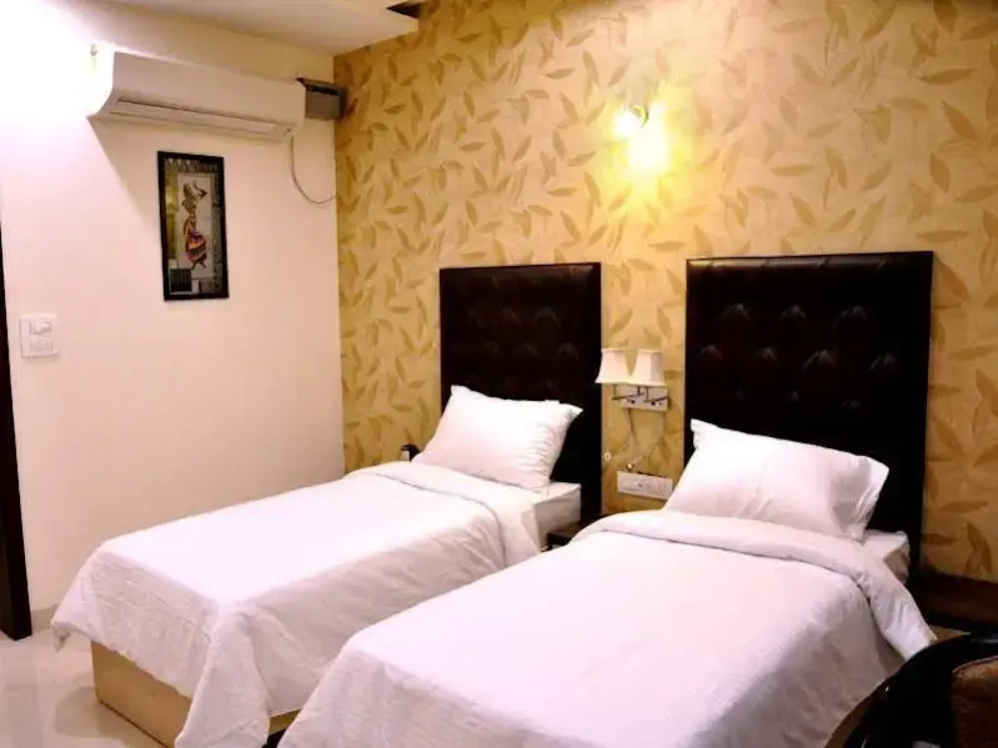 Hotel The Bellevue  Gwalior