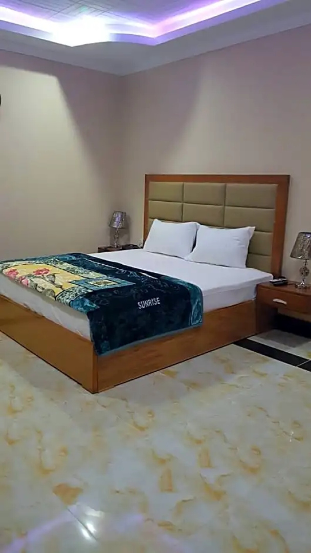 The King Hotel