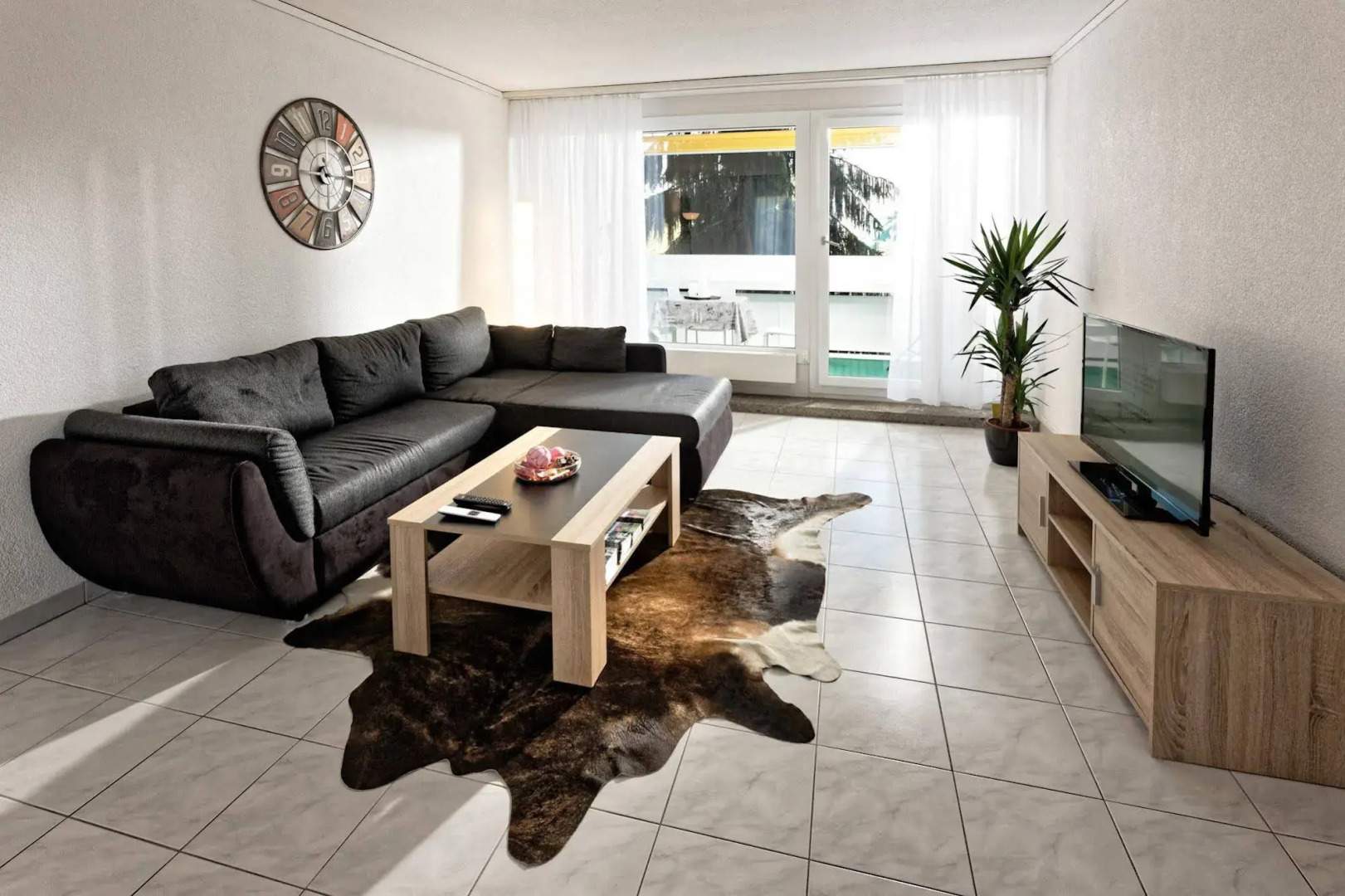 Max Aviation Villa & Apartments