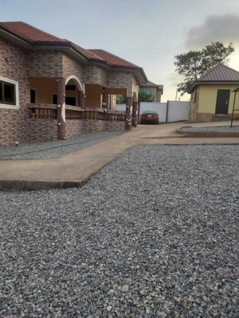 Osvee Guest House and Apartments
