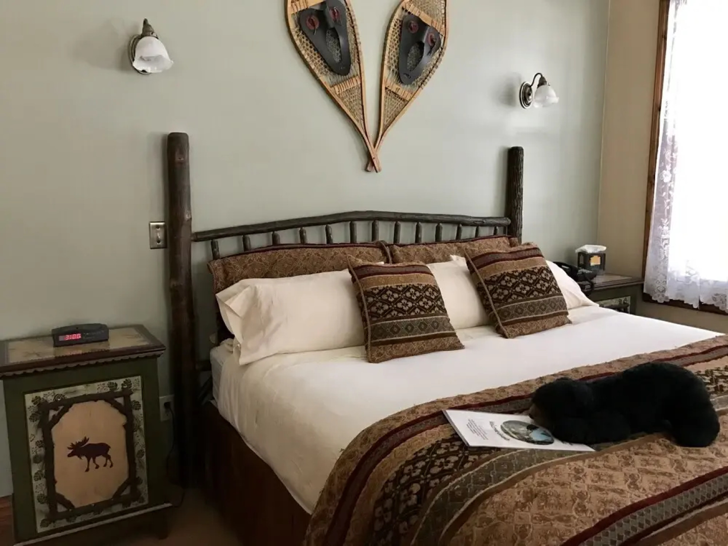 Rockwell Falls Inn and Wine Bar
