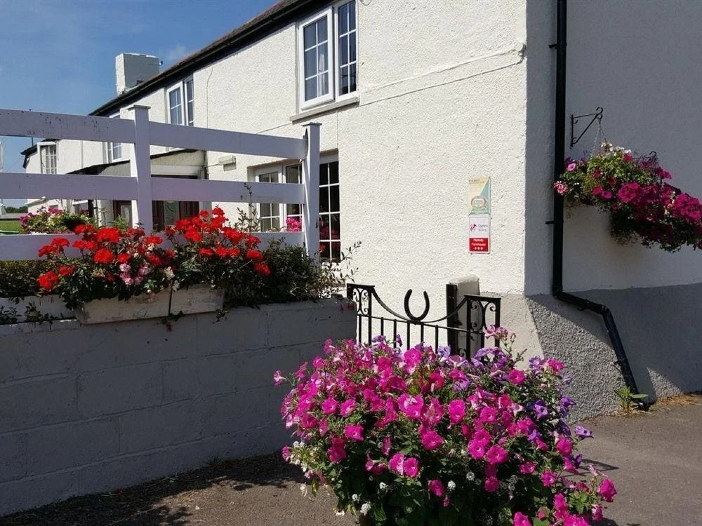 New Farm Bed And Breakfast