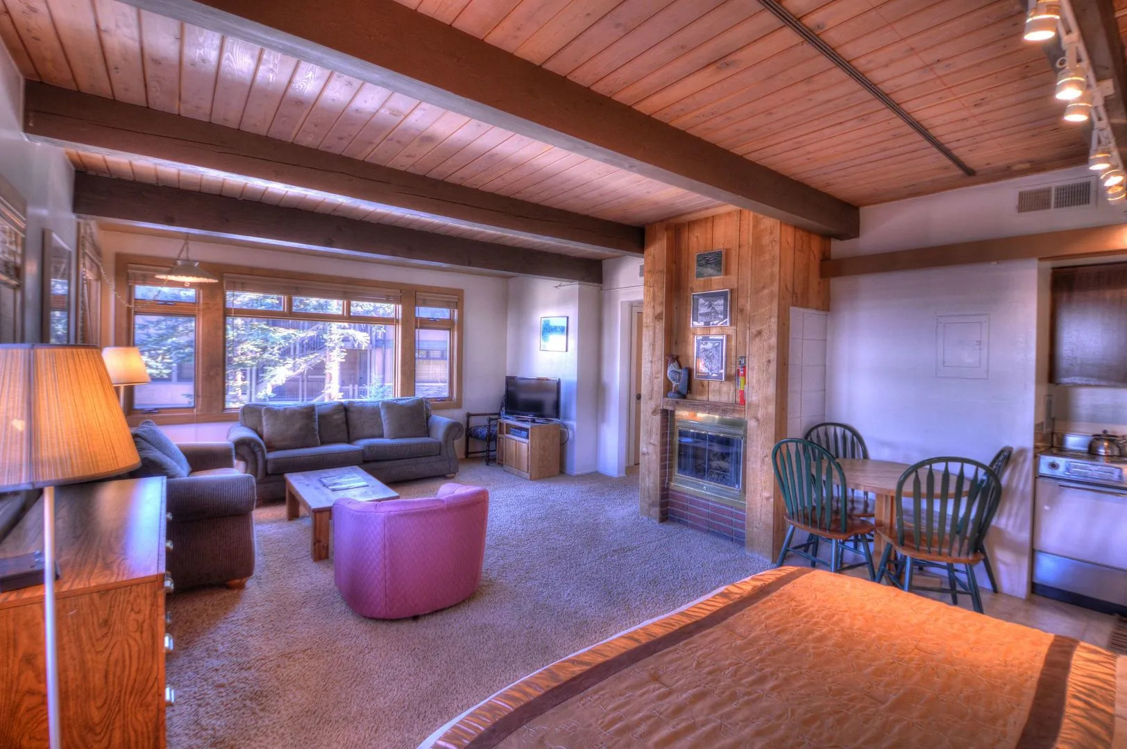 Aspenwood Condominiums