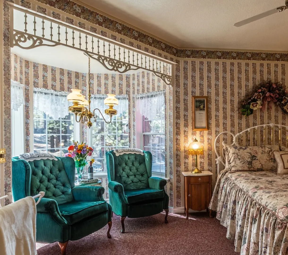 Apples Bed & Breakfast