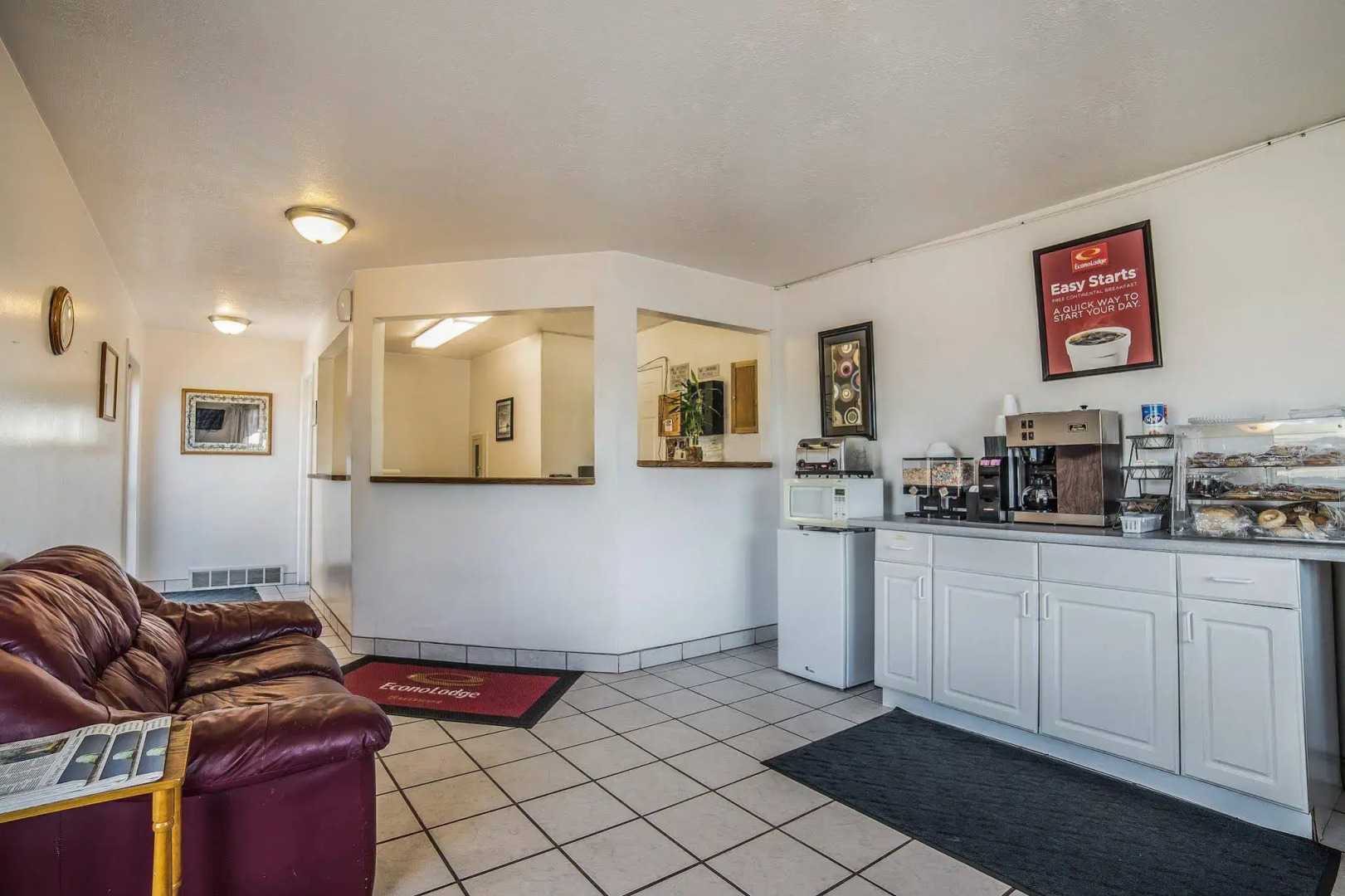 Ameri-Stay Inn & Suites